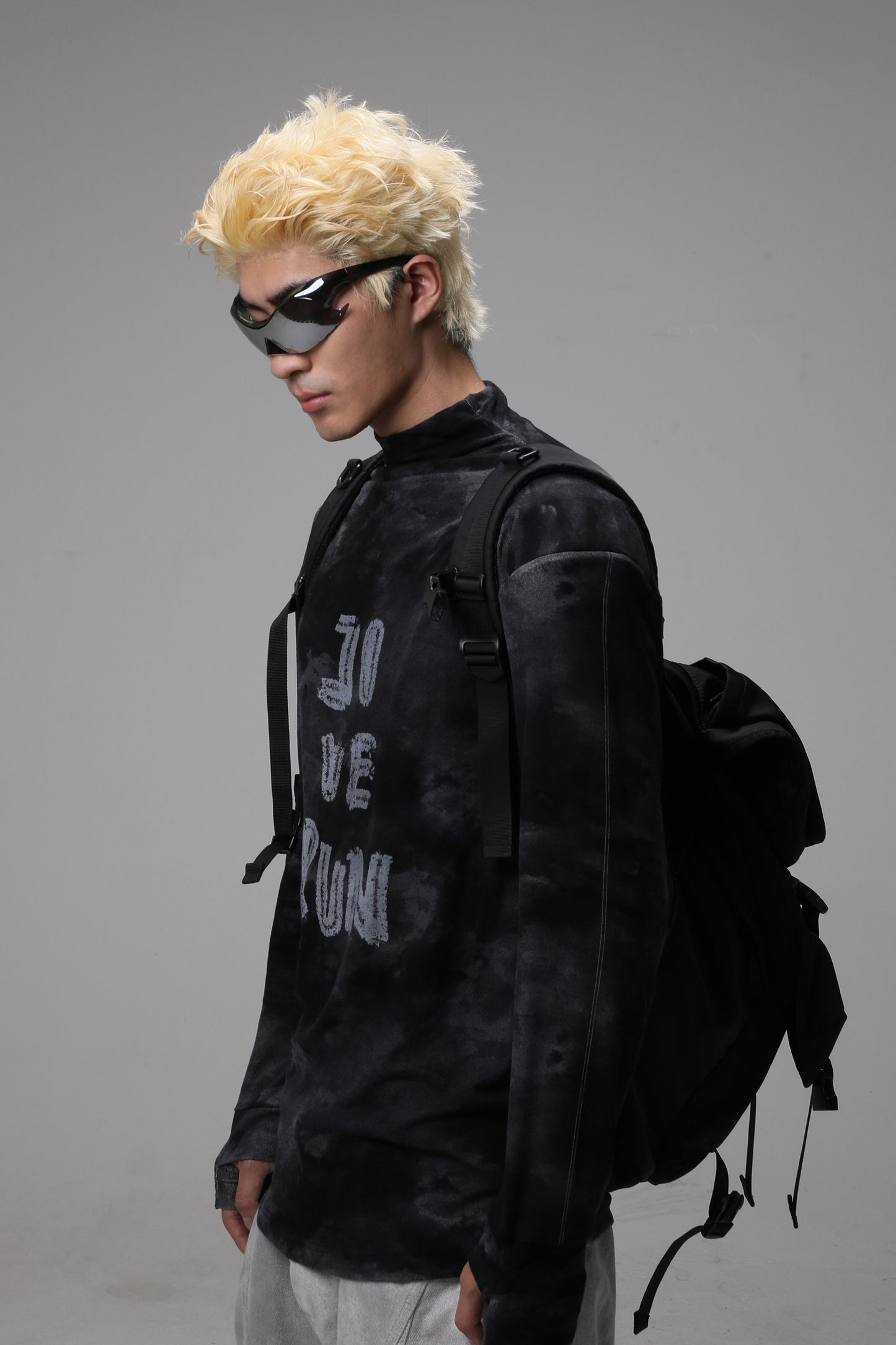 Graphic Long Sleeve